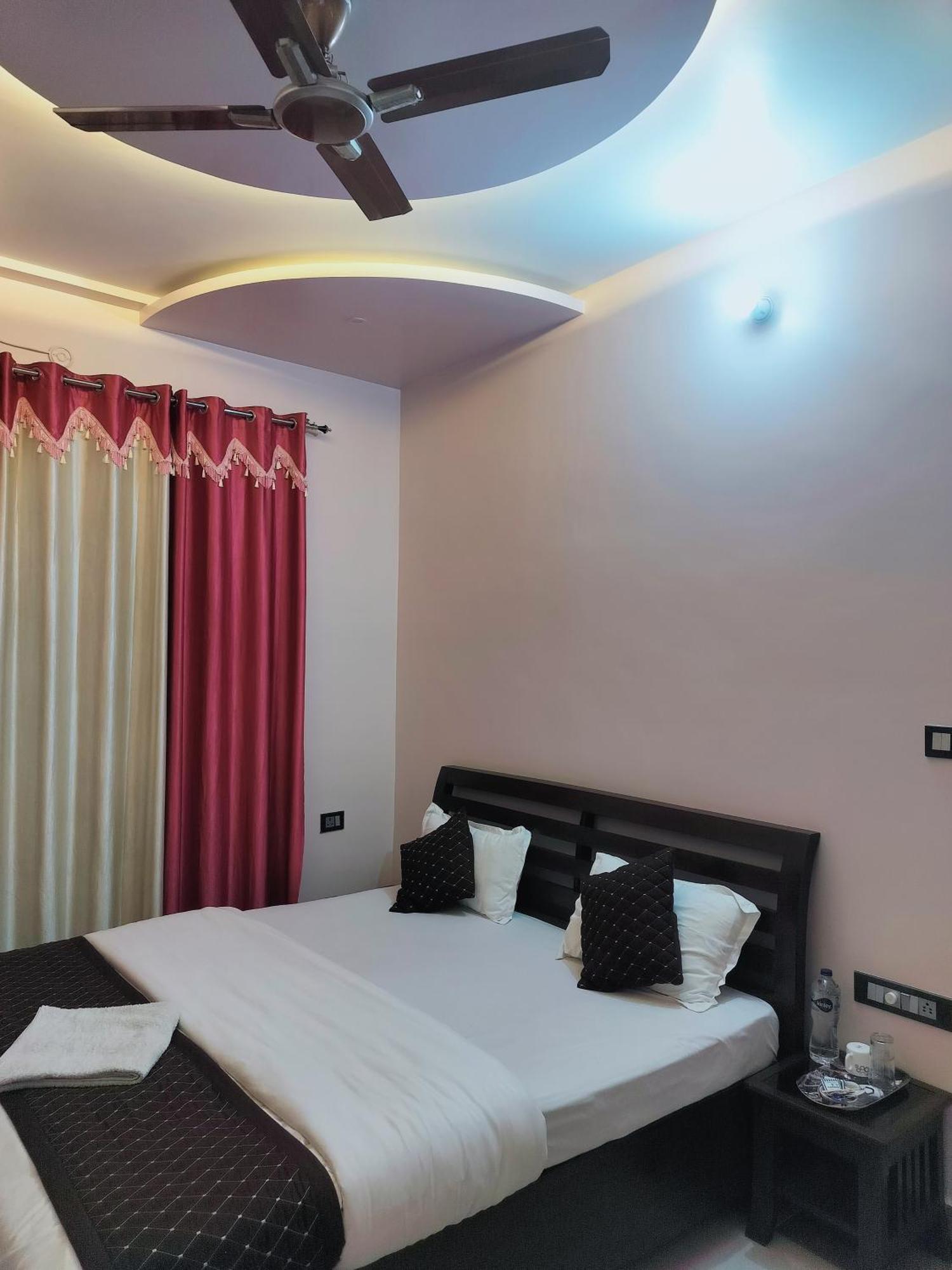 Shree Nanda Guest House Varanasi Luaran gambar